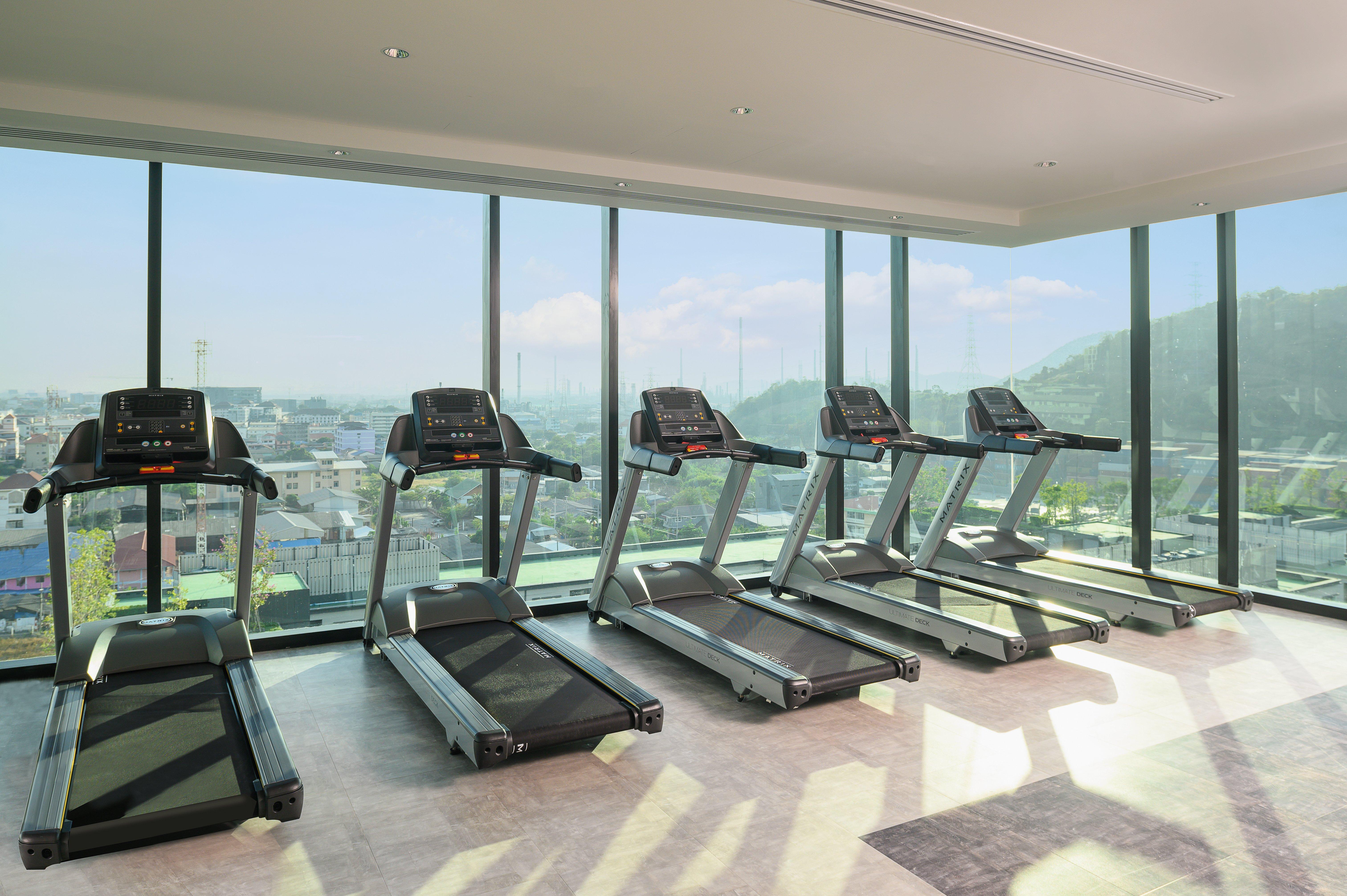 Holiday Inn&Suites Siracha Laemchabang, an IHG Hotel Si Racha Bagian luar foto