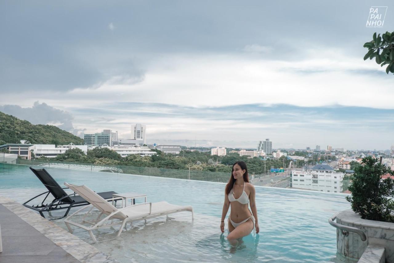 Holiday Inn&Suites Siracha Laemchabang, an IHG Hotel Si Racha Bagian luar foto
